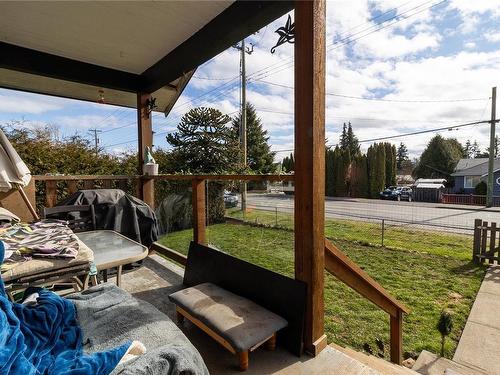 458 4Th St, Nanaimo, BC - Outdoor With Exterior