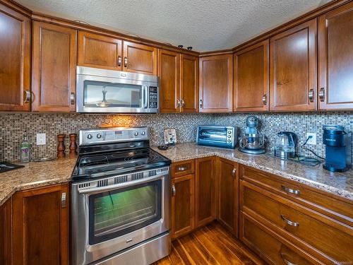 3424 Galveston Pl, Nanaimo, BC - Indoor Photo Showing Kitchen