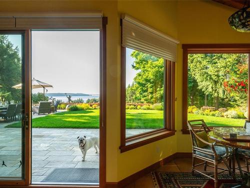 224 Pringle Farm Rd, Salt Spring, BC - Indoor Photo Showing Other Room