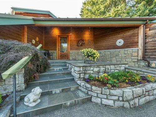 224 Pringle Farm Rd, Salt Spring, BC - Outdoor With Deck Patio Veranda