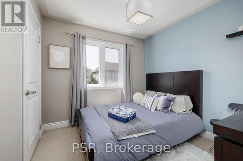 300 Fritillary St, Oakville, ON - Indoor Photo Showing Bedroom