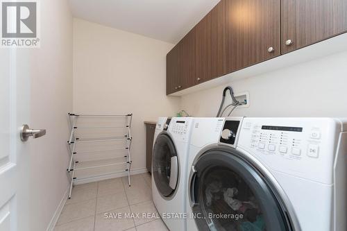 116 Tysonville Circle, Brampton, ON - Indoor Photo Showing Laundry Room