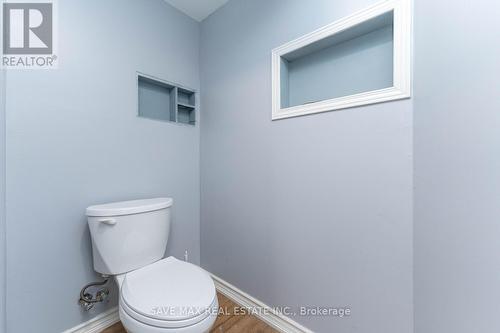 116 Tysonville Circ, Brampton, ON - Indoor Photo Showing Bathroom