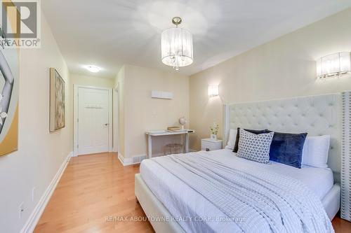 1485 Duncan Rd, Oakville, ON - Indoor Photo Showing Bedroom
