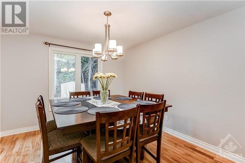 5464 Woodeden Drive, Ottawa, ON - Indoor Photo Showing Dining Room