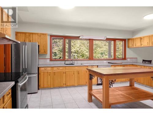 9 Oersted Street, Kitimat, BC - Indoor Photo Showing Kitchen