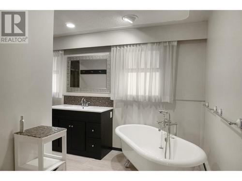 9 Oersted Street, Kitimat, BC - Indoor Photo Showing Bathroom