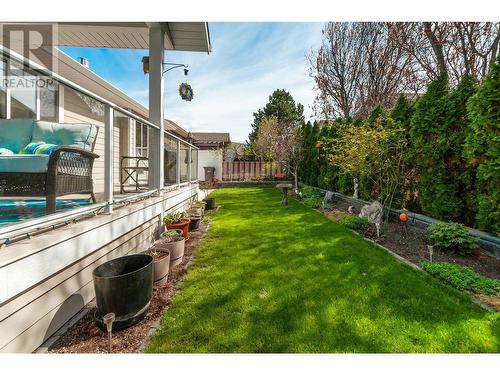 331 Chardonnay Avenue, Oliver, BC - Outdoor