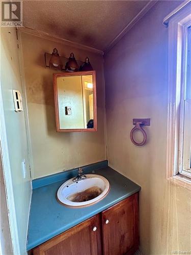 15 Monroe Road, Pennfield, NB - Indoor Photo Showing Bathroom