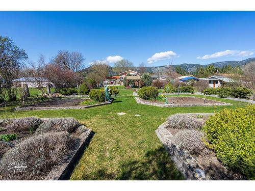 7600 17Th Street, Grand Forks, BC - Outdoor With View