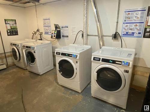 4943 Chalmers Av, Swan Hills, AB - Indoor Photo Showing Laundry Room