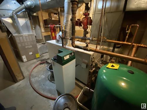 4943 Chalmers Av, Swan Hills, AB - Indoor Photo Showing Basement