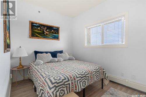 404 702 Hart Road, Saskatoon, SK - Indoor Photo Showing Bedroom