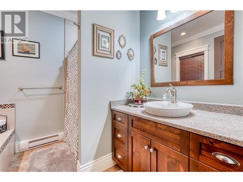2331 Princeton Summerland Road, Princeton, BC - Indoor Photo Showing Bathroom
