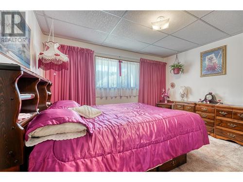 16601 Logie Road, Summerland, BC - Indoor Photo Showing Bedroom
