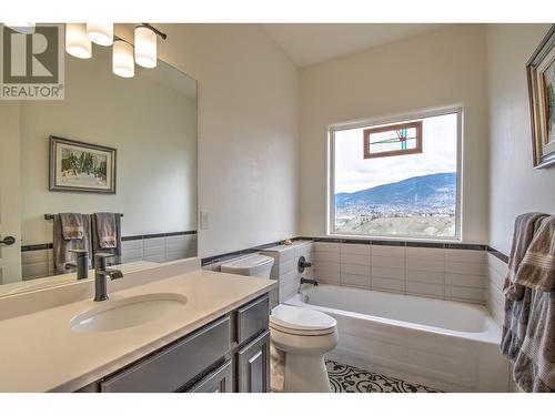 249 Country Estate Drive, Vernon, BC - Indoor Photo Showing Bathroom