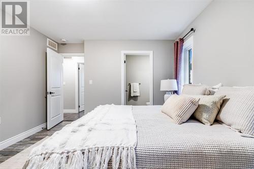 38 Olive Drive, Leamington, ON - Indoor Photo Showing Bedroom