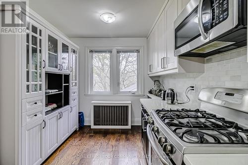 236 Ellis Ave, Toronto, ON - Indoor Photo Showing Kitchen