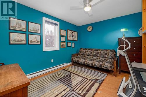 9943 Hwy 7, Halton Hills, ON - Indoor Photo Showing Bedroom