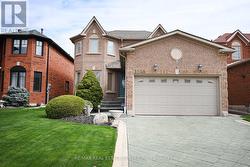 5205 BUTTERMILL CRT  Mississauga, ON L5V 1S4