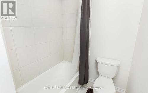 147 Flagg Ave, Brant, ON - Indoor Photo Showing Bathroom