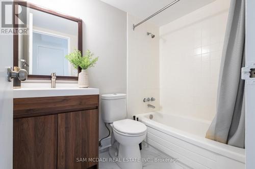 2008 - 150 Charlton Avenue E, Hamilton, ON - Indoor Photo Showing Bathroom