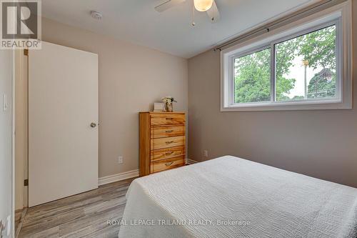 1752 Seeley Dr, London, ON - Indoor Photo Showing Bedroom