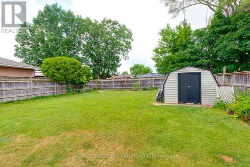1752 Seeley Drive, London, ON - Outdoor With Backyard