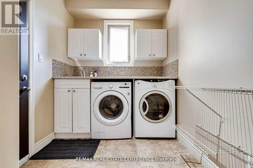 124 Mission Rd, Brantford, ON - Indoor Photo Showing Laundry Room