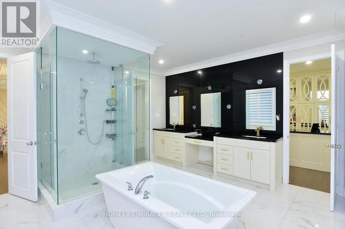 45 Larkin Avenue, King, ON - Indoor Photo Showing Bathroom