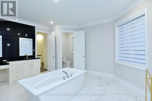 45 Larkin Avenue, King, ON - Indoor Photo Showing Bathroom