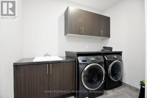 45 Larkin Avenue, King, ON - Indoor Photo Showing Laundry Room