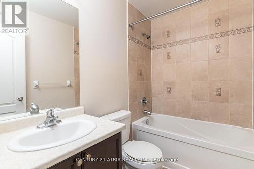 1394 Butler St, Innisfil, ON - Indoor Photo Showing Bathroom