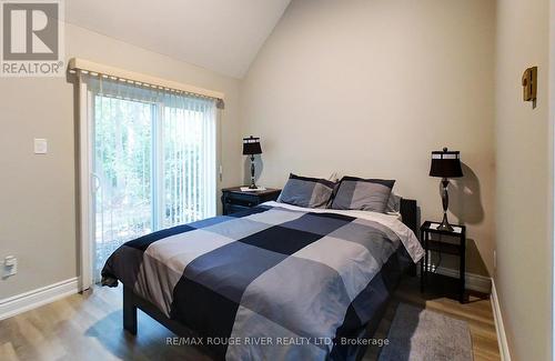 437 Oxbow Crescent E, Collingwood, ON - Indoor Photo Showing Bedroom