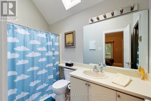 437 Oxbow Cres E, Collingwood, ON - Indoor Photo Showing Bathroom