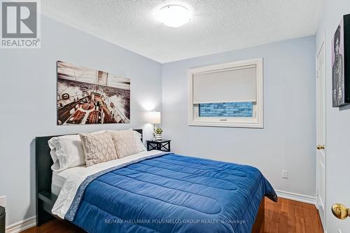 324 Harvie Road, Barrie, ON - Indoor Photo Showing Bedroom