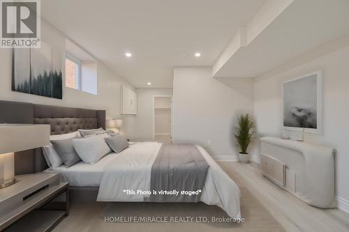 8 Beatrice Drive, Wasaga Beach, ON - Indoor Photo Showing Bedroom