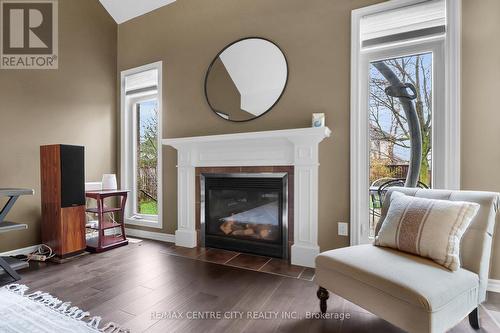 257 Meadowsweet Tr, London, ON - Indoor Photo Showing Living Room With Fireplace