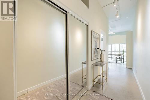 #515 -2 Fieldway Rd, Toronto, ON - Indoor Photo Showing Other Room