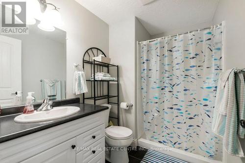 35 Edison Street, St. Marys, ON - Indoor Photo Showing Bathroom