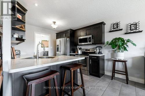 35 Edison St, St. Marys, ON - Indoor Photo Showing Kitchen With Upgraded Kitchen