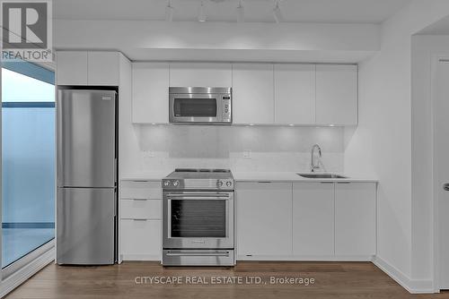 #1110 -30 Samuel Wood Way, Toronto, ON - Indoor Photo Showing Kitchen With Stainless Steel Kitchen