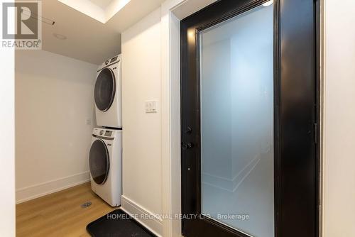 734 Richmond St W, Toronto, ON - Indoor Photo Showing Laundry Room