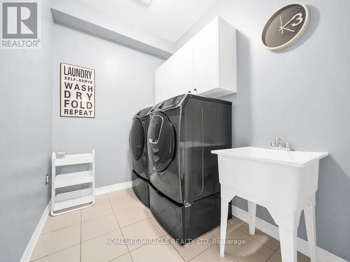 184 Coronation Rd, Whitby, ON - Indoor Photo Showing Laundry Room