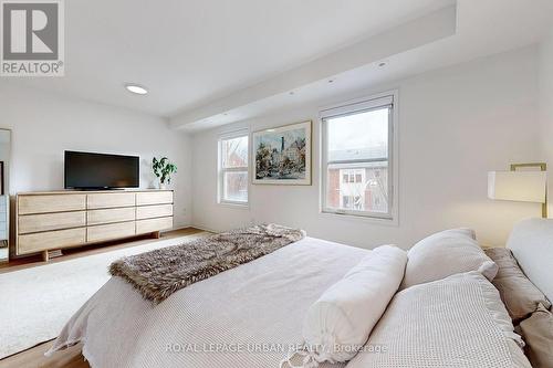#2 -76 Munro St, Toronto, ON - Indoor Photo Showing Bedroom