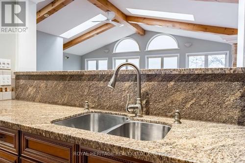 152 Michael Boulevard, Whitby, ON - Indoor Photo Showing Kitchen With Double Sink