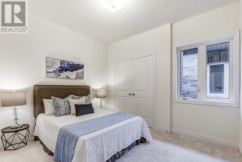 28 Sambro Lane, Whitchurch-Stouffville, ON - Indoor Photo Showing Bedroom