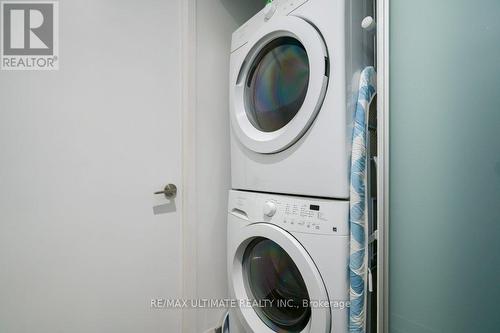 #517 -560 King St W, Toronto, ON - Indoor Photo Showing Laundry Room