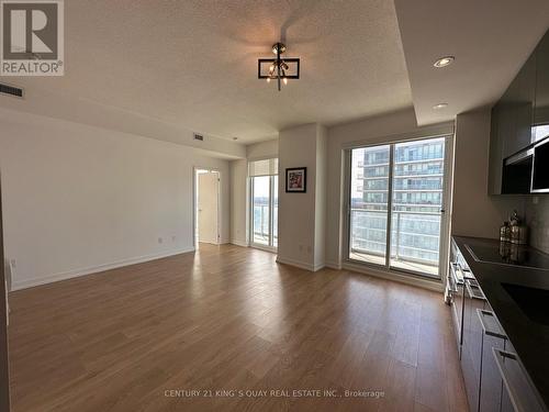 3703 - 117 Mcmahon Drive, Toronto, ON - Indoor Photo Showing Kitchen