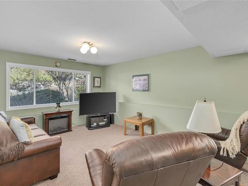2701 Guidi Road, West Kelowna, BC - Indoor With Fireplace